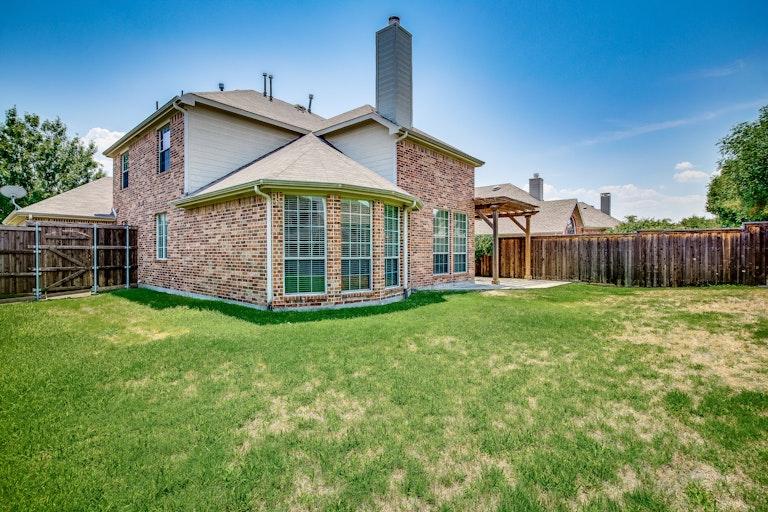 Photo 31 of 31 - 2441 Deerwood Dr, Little Elm, TX 75068
