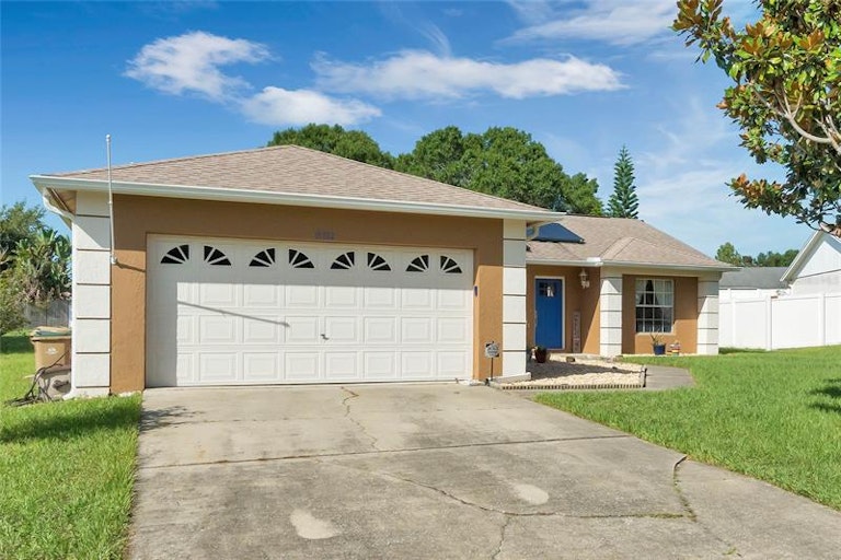 Photo 2 of 25 - 15732 Greater Trl, Clermont, FL 34711