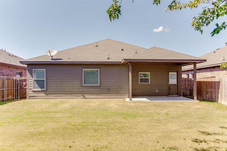 Photo 26 of 31 - 1924 Kachina Lodge Rd, Fort Worth, TX 76131