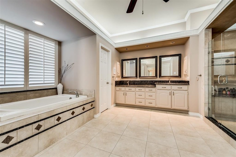 Photo 19 of 37 - 1605 Mariah Bay Cir, Rockwall, TX 75032