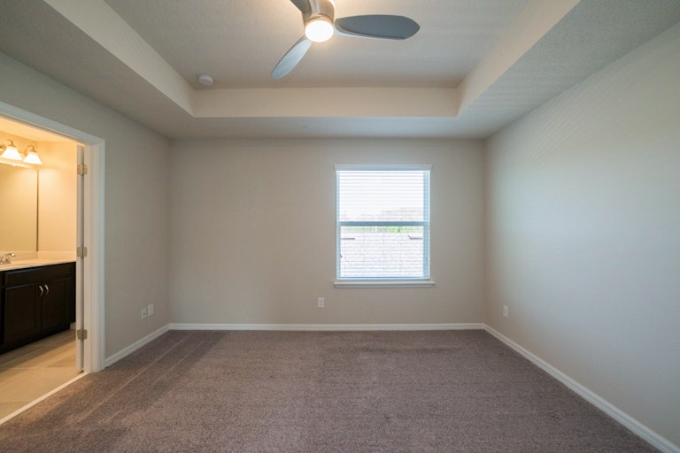 Photo 12 of 18 - 8534 Vedder Ln, Orlando, FL 32832