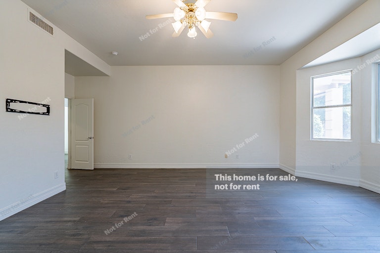 Photo 20 of 45 - 1345 W Washington Ave, Gilbert, AZ 85233