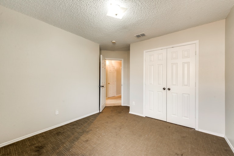 Photo 22 of 26 - 7313 Royal Oak Dr, Benbrook, TX 76126