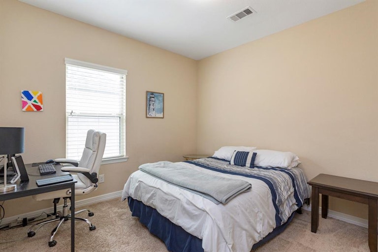 Photo 32 of 50 - 5122 Kirbster Ln, Missouri City, TX 77459