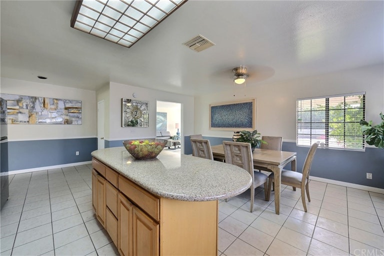 Photo 13 of 46 - 738 S Hollenbeck St, West Covina, CA 91791