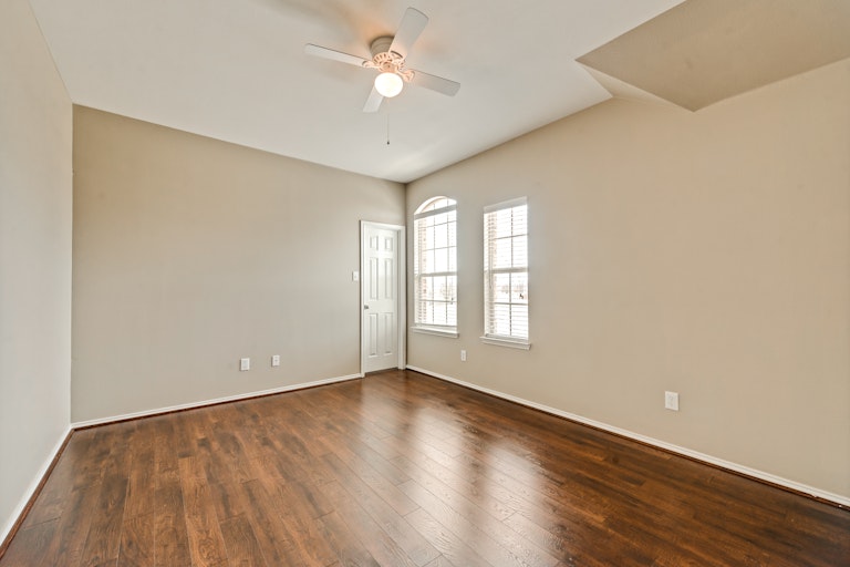 Photo 19 of 28 - 14000 Zippo Way, Haslet, TX 76052