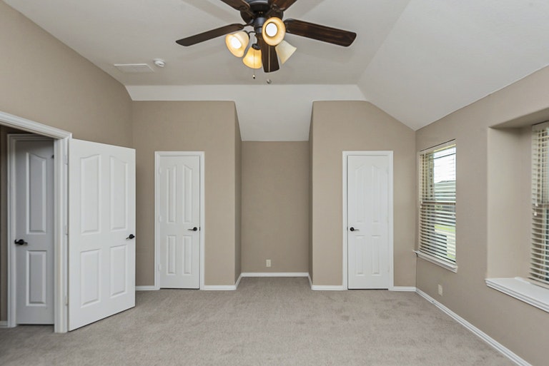 Photo 30 of 32 - 1110 Safrano St, Midlothian, TX 76065