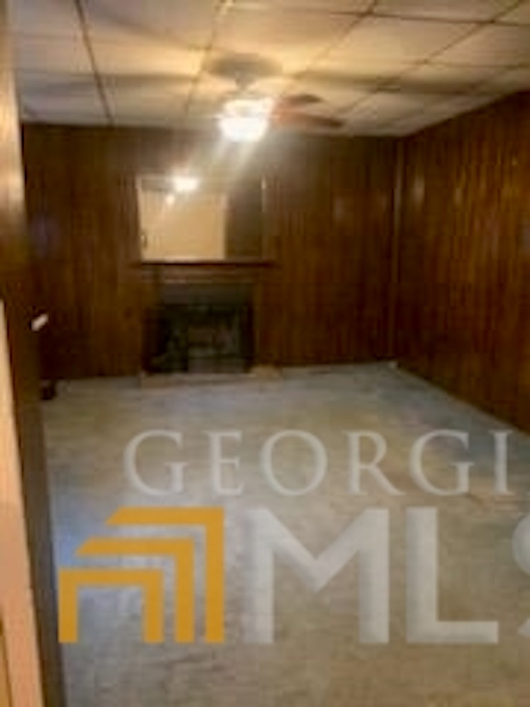 Photo 8 of 13 - 3721 Del Rio Ter, Decatur, GA 30032