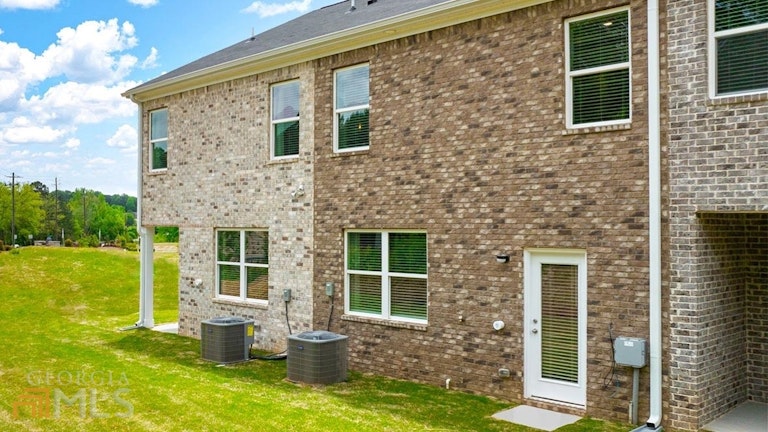 Photo 30 of 38 - 821 Taurus Way #104, Stockbridge, GA 30281