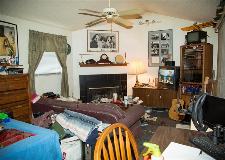 Photo 9 of 11 - 2245 Chatlin Rd, Holiday, FL 34691
