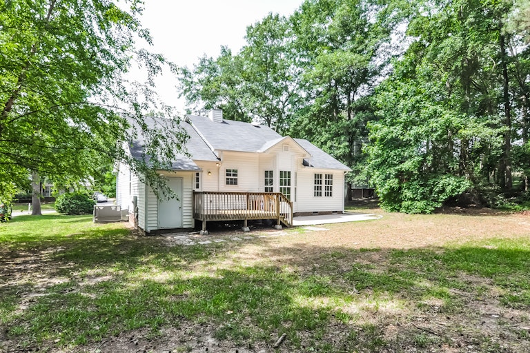 Photo 22 of 25 - 5209 Pronghorn Ln, Raleigh, NC 27610