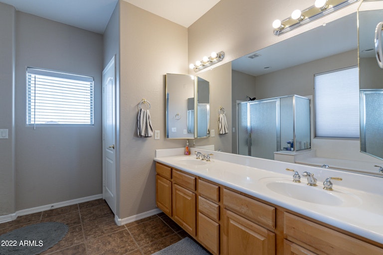 Photo 34 of 49 - 6506 W Molly Ln, Phoenix, AZ 85083