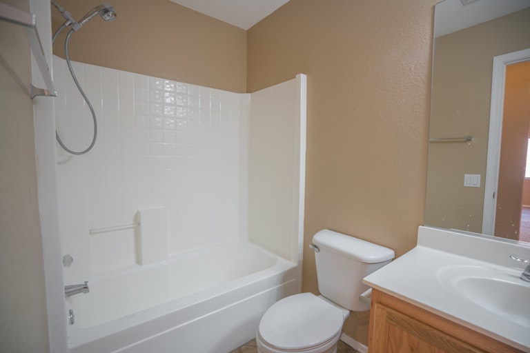 Photo 20 of 23 - 6605 W Whispering Wind Dr, Glendale, AZ 85310