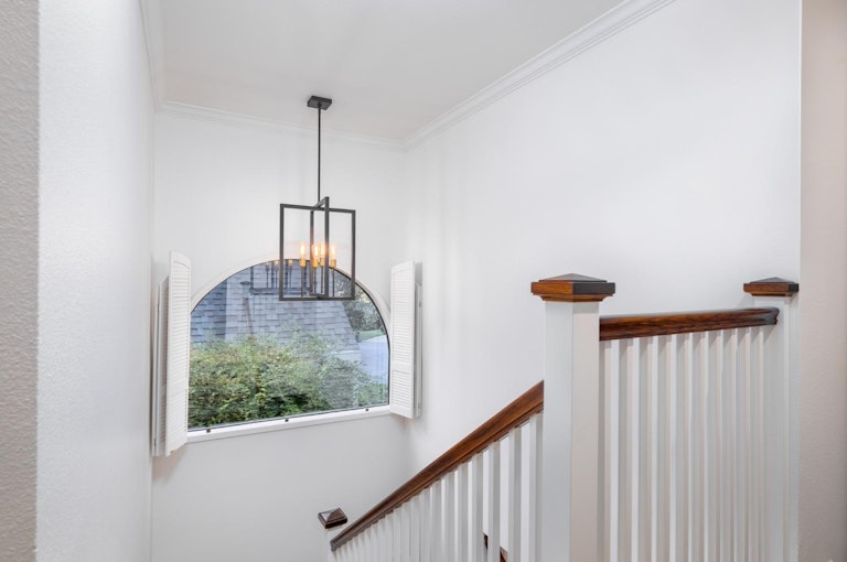 Photo 34 of 40 - 317 Wyndgate Rd, Sacramento, CA 95864