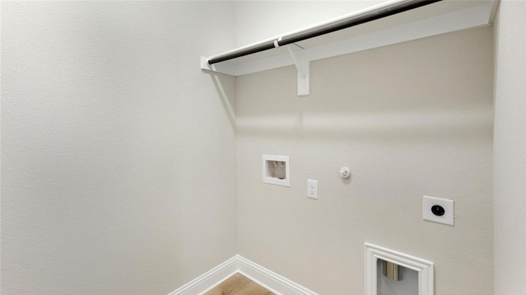 Photo 25 of 28 - 2260 High Plain Ln, Waxahachie, TX 75167