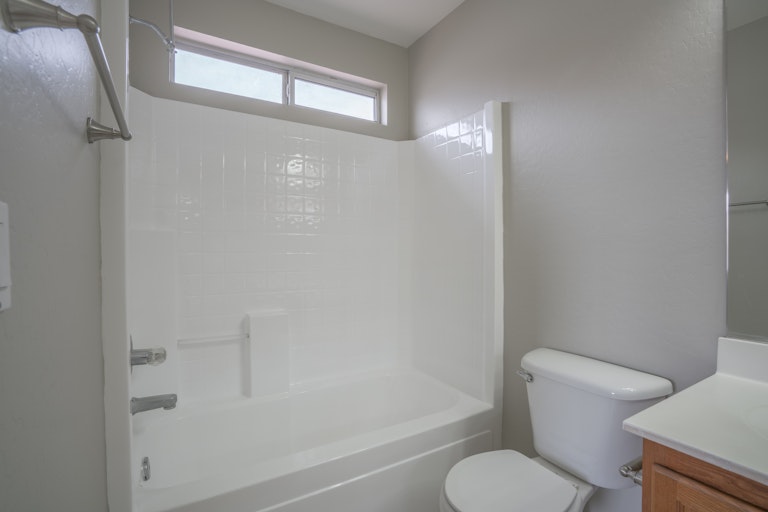 Photo 13 of 23 - 12043 W Dahlia Dr, El Mirage, AZ 85335