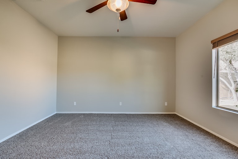 Photo 11 of 27 - 472 E Saddle Way, San Tan Valley, AZ 85143