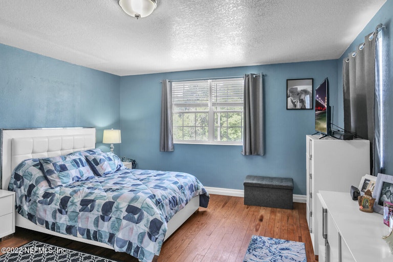 Photo 20 of 27 - 557 Laurina St, Jacksonville, FL 32216