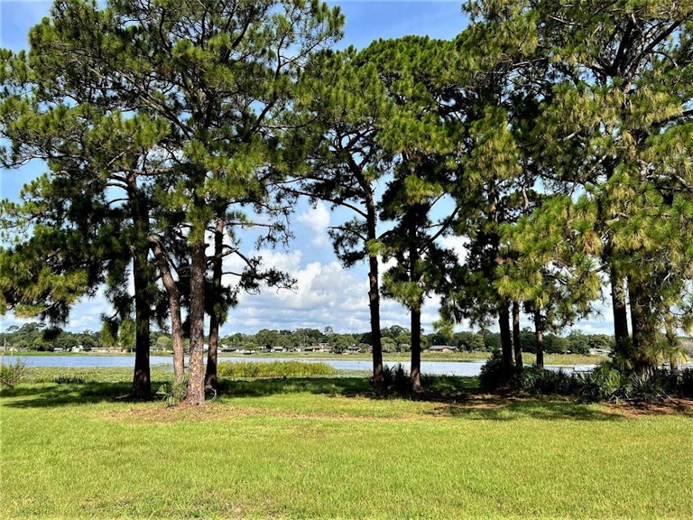 Photo 4 of 41 - 1246 W Wellington Dr, Deltona, FL 32725