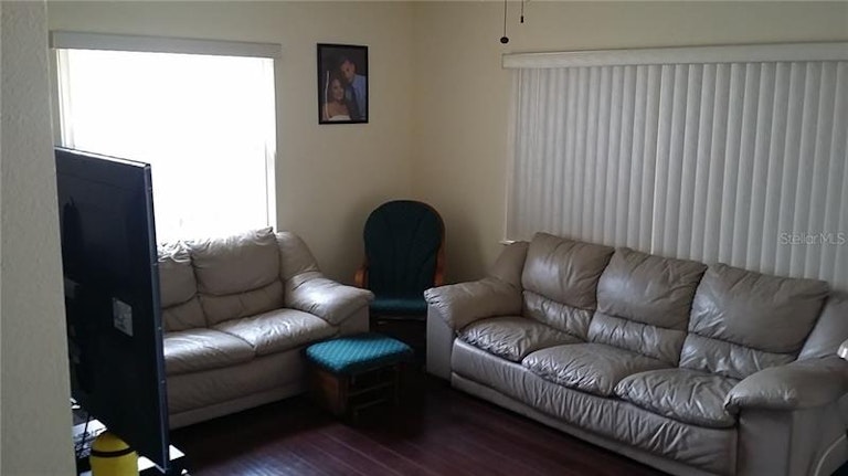 Photo 5 of 19 - 2608 W Columbus Dr, Tampa, FL 33607