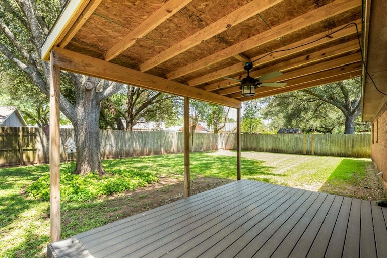 Photo 16 of 25 - 335 William Morton Dr, Richmond, TX 77406