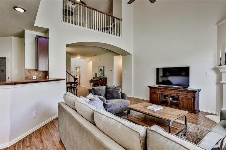 Photo 15 of 32 - 3949 Diamond Ridge Dr, Fort Worth, TX 76244