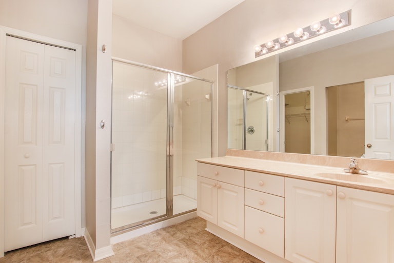 Photo 15 of 17 - 11572 Captiva Kay Dr, Riverview, FL 33569