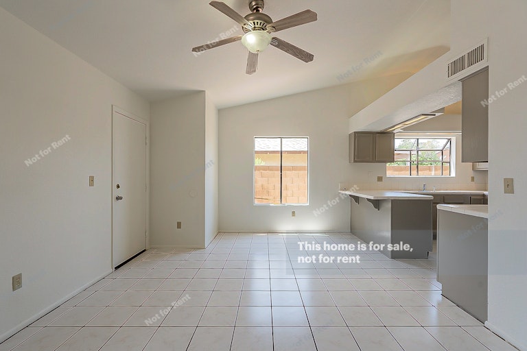 Photo 12 of 23 - 4850 E Dartmouth Cir, Mesa, AZ 85205