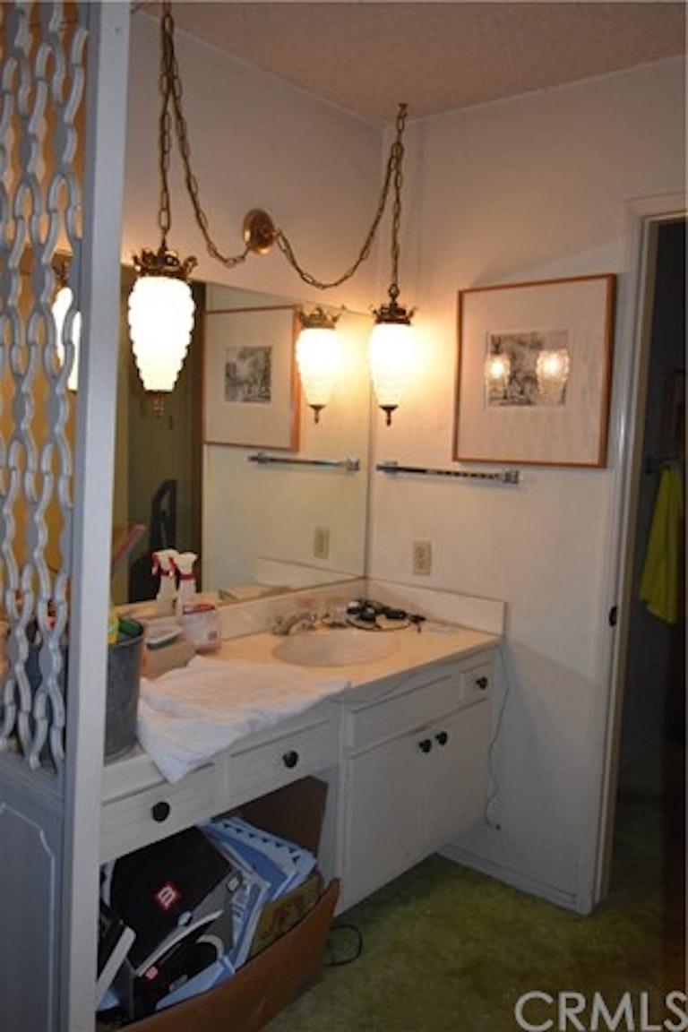 Photo 17 of 27 - 4619 Brentwood Ln, San Bernardino, CA 92407