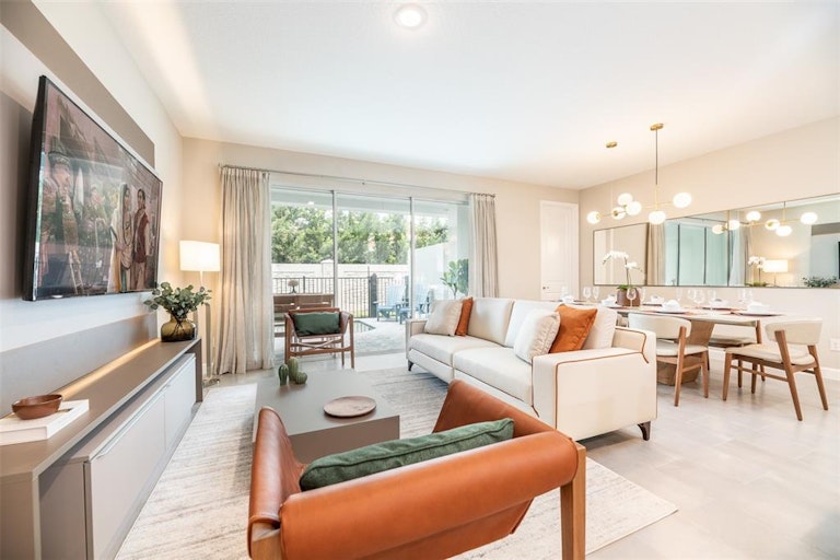Photo 12 of 33 - 8004 Formosa Valley Pl, Kissimmee, FL 34747