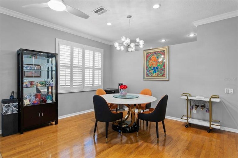 Photo 3 of 44 - 9313 Hunters Park Way, Tampa, FL 33647
