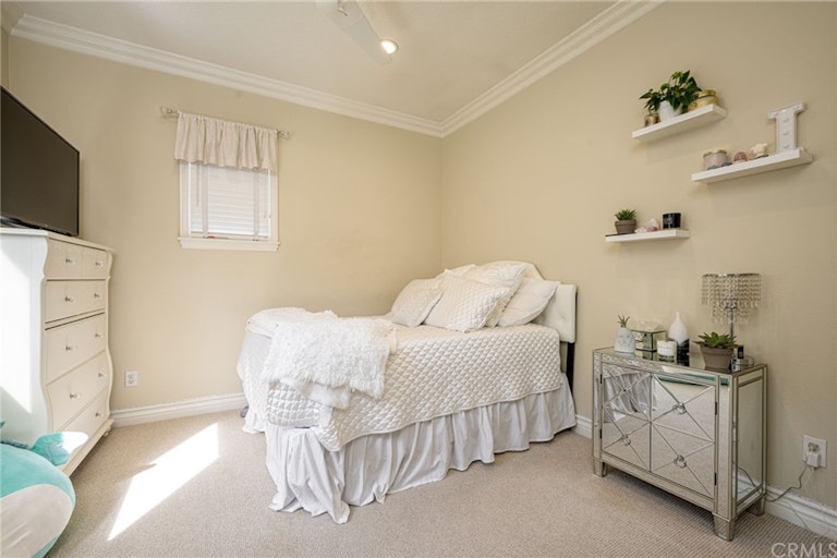 Photo 48 of 72 - 18692 Calera Ln, Huntington Beach, CA 92648