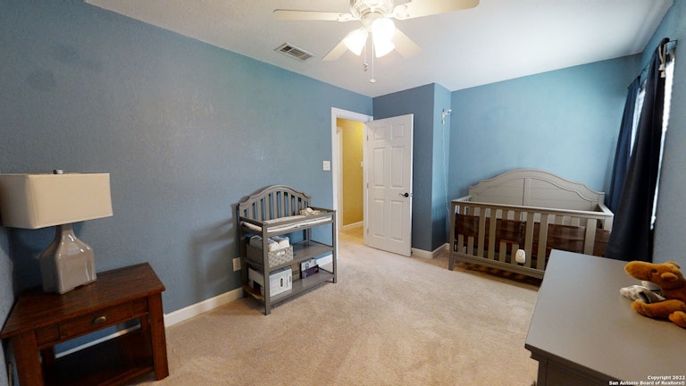 Photo 12 of 32 - 12227 Ridge Spur, San Antonio, TX 78247
