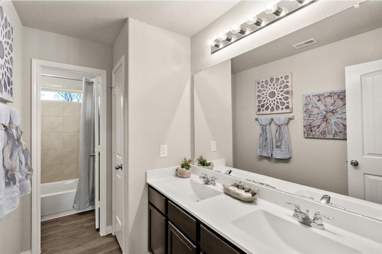 Photo 17 of 22 - 22350 Clear Castle Dr, Porter, TX 77365