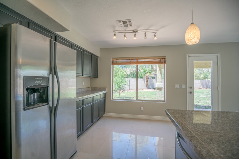 Photo 9 of 35 - 15098 W Heritage Oak Way, Surprise, AZ 85374