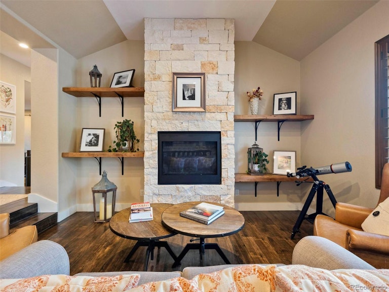 Photo 13 of 39 - 6443 Big Horn Trl, Littleton, CO 80125
