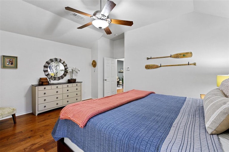 Photo 17 of 27 - 3126 Oakview Dr, Hurst, TX 76054