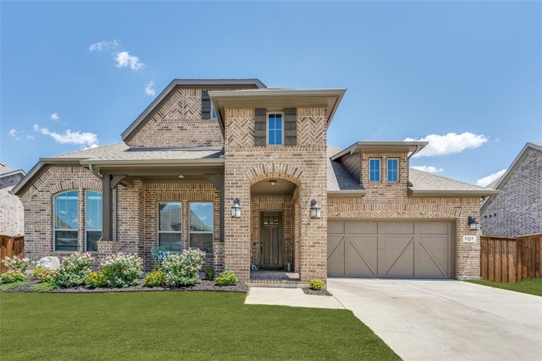 Photo 1 of 33 - 2404 Carrington Dr, Mansfield, TX 76063