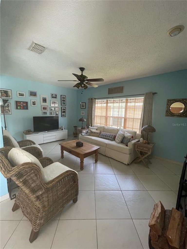 Photo 40 of 50 - 10521 Cherry Oak Cir, Orlando, FL 32817