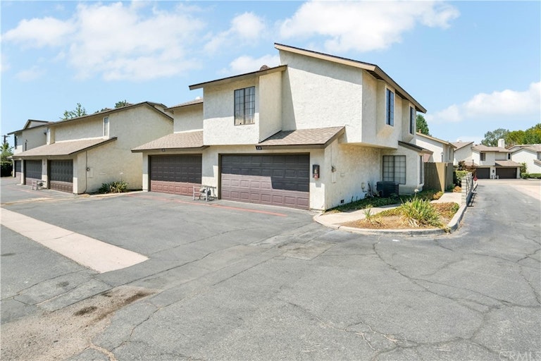 Photo 28 of 31 - 1974 E Lynwood Dr #2B, San Bernardino, CA 92404