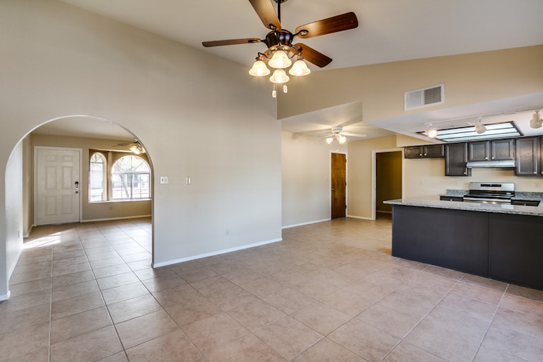 Photo 14 of 36 - 3762 E Garnet Ave, Mesa, AZ 85206