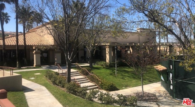 Photo 50 of 54 - 4907 Singing Hills Dr, Banning, CA 92220
