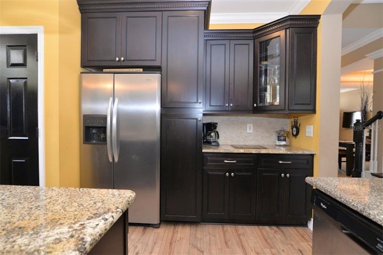 Photo 10 of 25 - 159 Longview Ave, Kissimmee, FL 34747