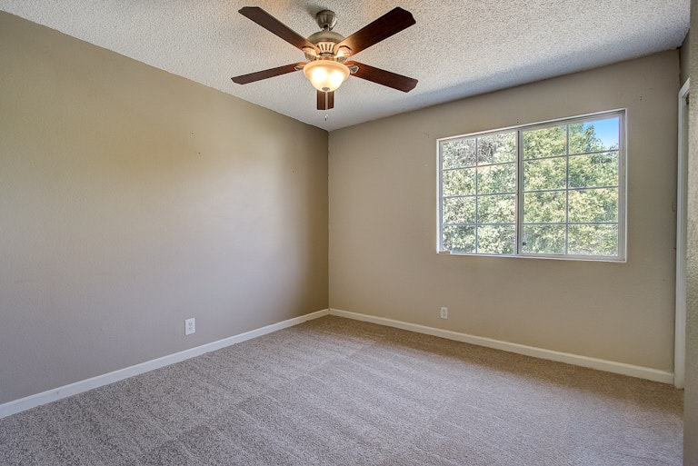 Photo 32 of 35 - 8208 Newbridge Way, Citrus Heights, CA 95610