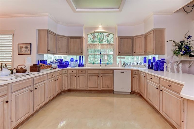 Photo 12 of 47 - 1411 Wyngate Dr, Deland, FL 32724