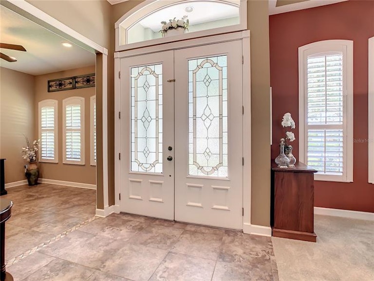 Photo 6 of 69 - 2704 Aloma Oaks Dr, Oviedo, FL 32765