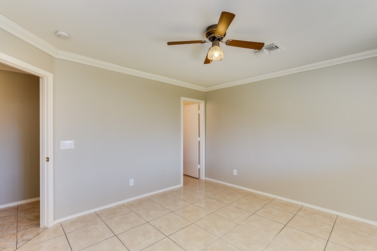 Photo 21 of 30 - 15031 W Kings Dr, Surprise, AZ 85374