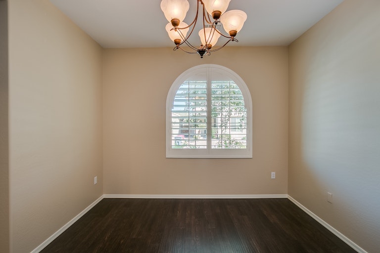 Photo 10 of 44 - 131 W Hackberry Dr, Chandler, AZ 85248
