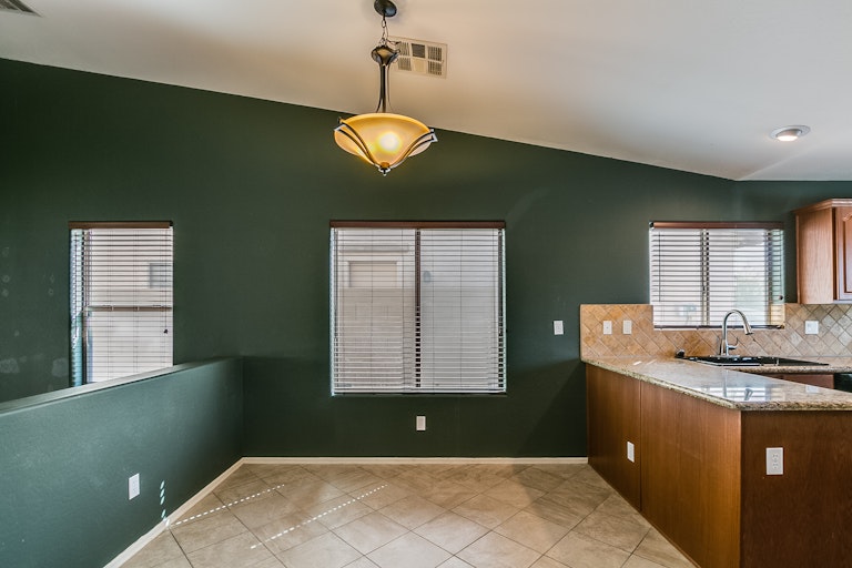 Photo 9 of 31 - 9920 W Hess St, Tolleson, AZ 85353