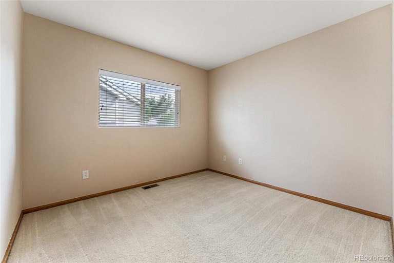 Photo 27 of 33 - 7962 S Kalispell Way, Englewood, CO 80112